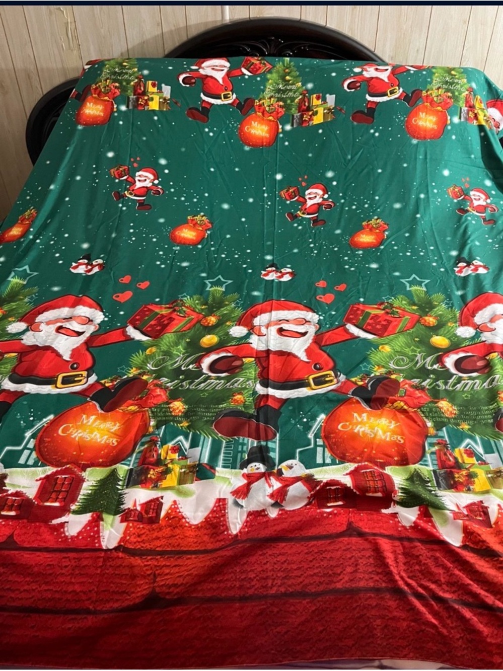 Festive Santa Christmas Queen Size Duvet - Green & Red